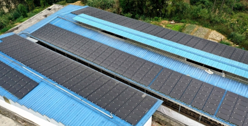 Galvanized Photovoltaic Equipment with 300W - 20500W Power Output and 15% - 22% Efficiency for Solar Energy Solutions